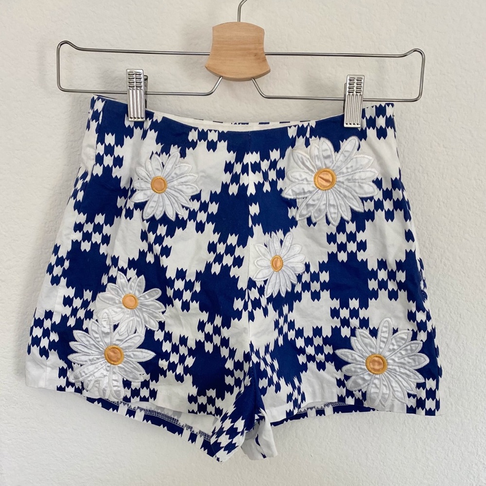 Style Nanda floral shorts